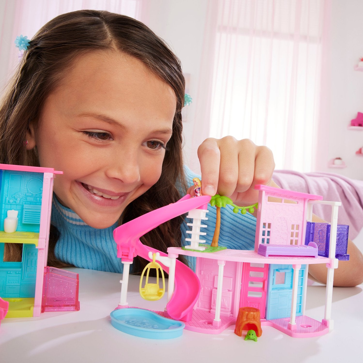 Barbie Mini Barbieland Hus Och Docka