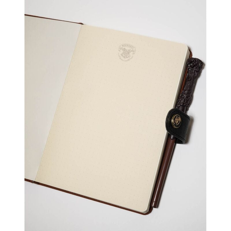 Harry Potter A5 Premium Notebook med Wand Pen