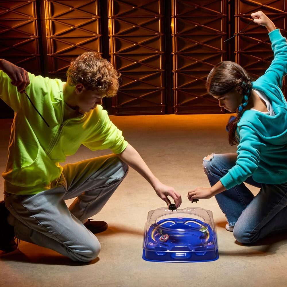 Beyblade X Drop Attack Battle Set med 2 launchers och 4 skivor