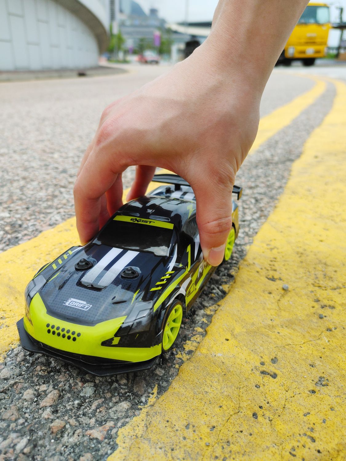 Exost Radio Control Car Drift Racer, målestokk 1:28