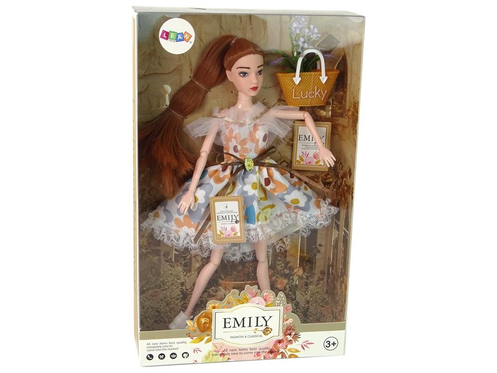 Höstens Emily Doll: Rött hår, blommig klänning, väska och blommor