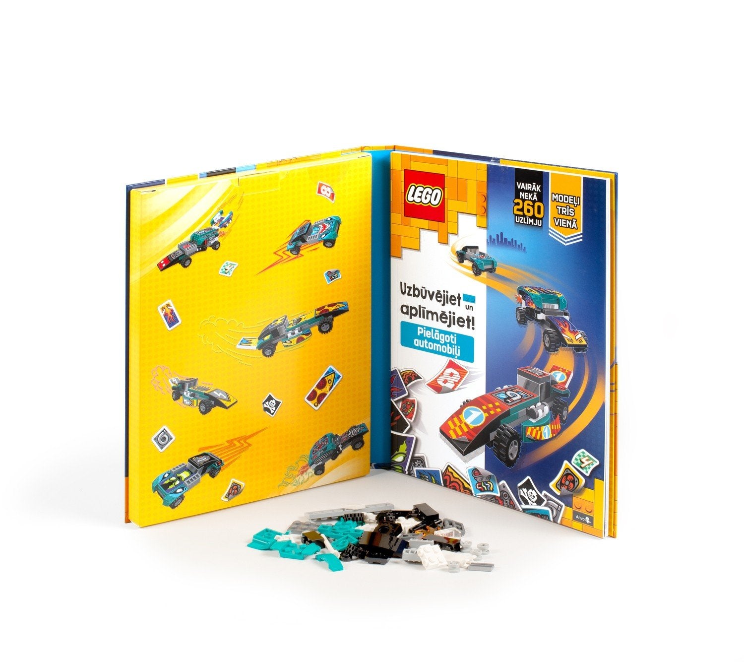 Lego Iconic Activity Book "Build And Stick: Custom Cars"- lettiska