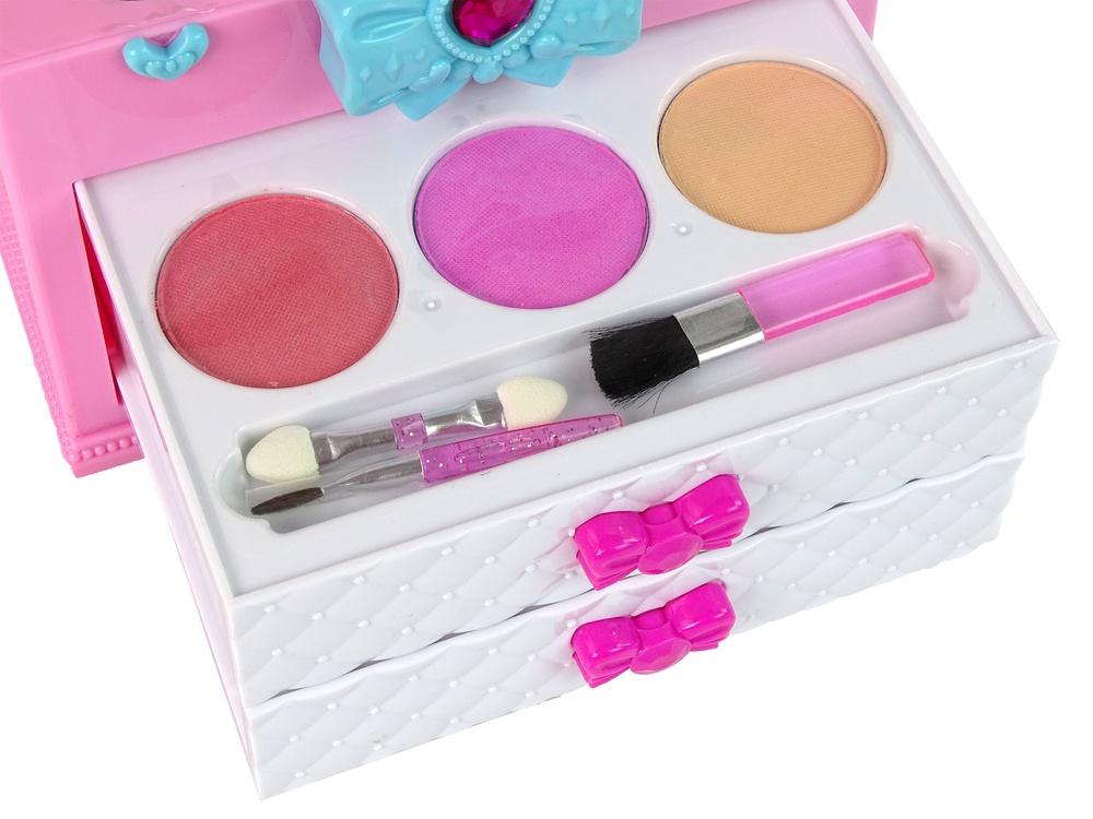 Pink White Beauty Kit rejsetaske: Makeup, neglelak og mere