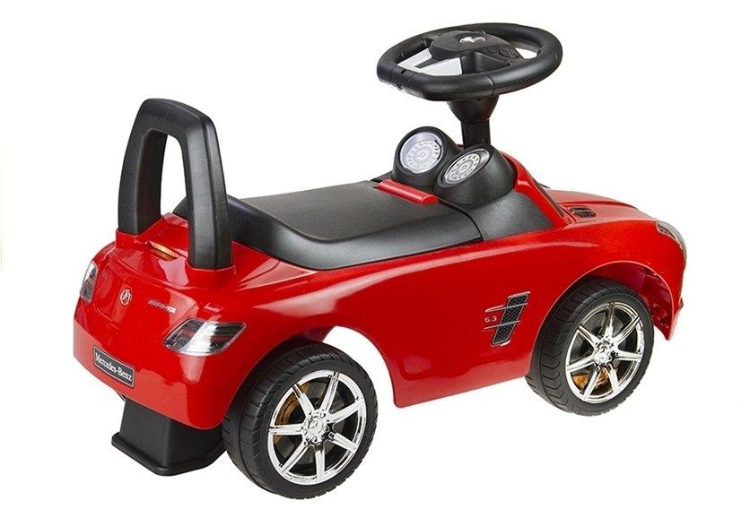 Rød Mercedes-Benz SLS AMG Ride-On: Trygg, morsom og holdbar