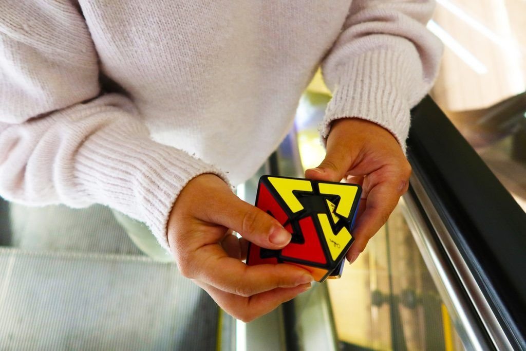 Seneste legetøjslogikspil Pyraminx Diamond