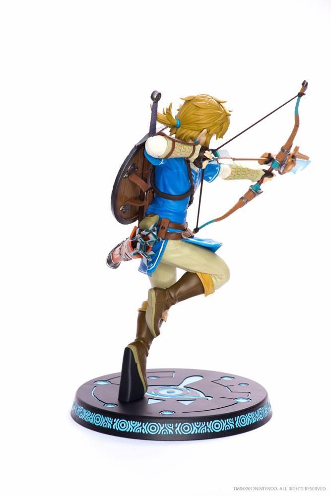 The Legend of Zelda Breath of the Wild PVC Staty Link 25 cm