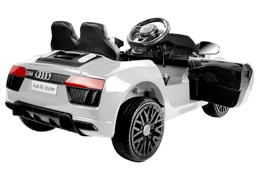 Hvit Audi R8 Spyder elektrisk kjørebil med musikkpanel 